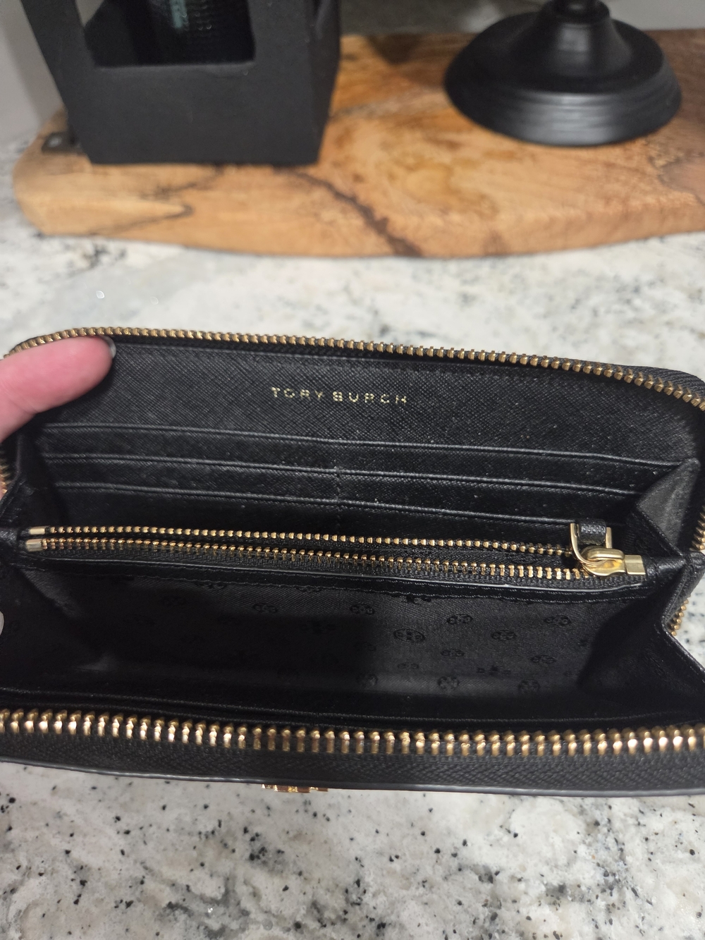 Tory Burch Black Saffiano Zip-Around Wallet - Picture 3 of 7